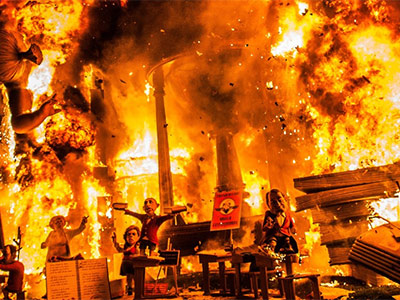 バレンシアの火祭り
