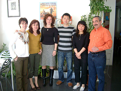 恩師セベリーノを含めた先生との写真