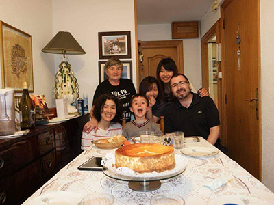 スペイン北部、サンタンデールの友人家族を訪れました