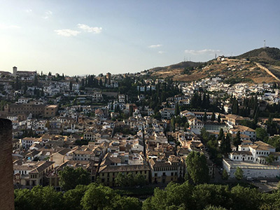 グラナダのアルハンブラ宮殿からの眺め