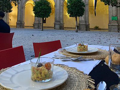 寮の学年末パーティ