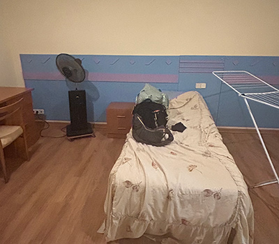 滞在したアパートの寝室その1