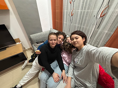 ホストファミリーと記念写真